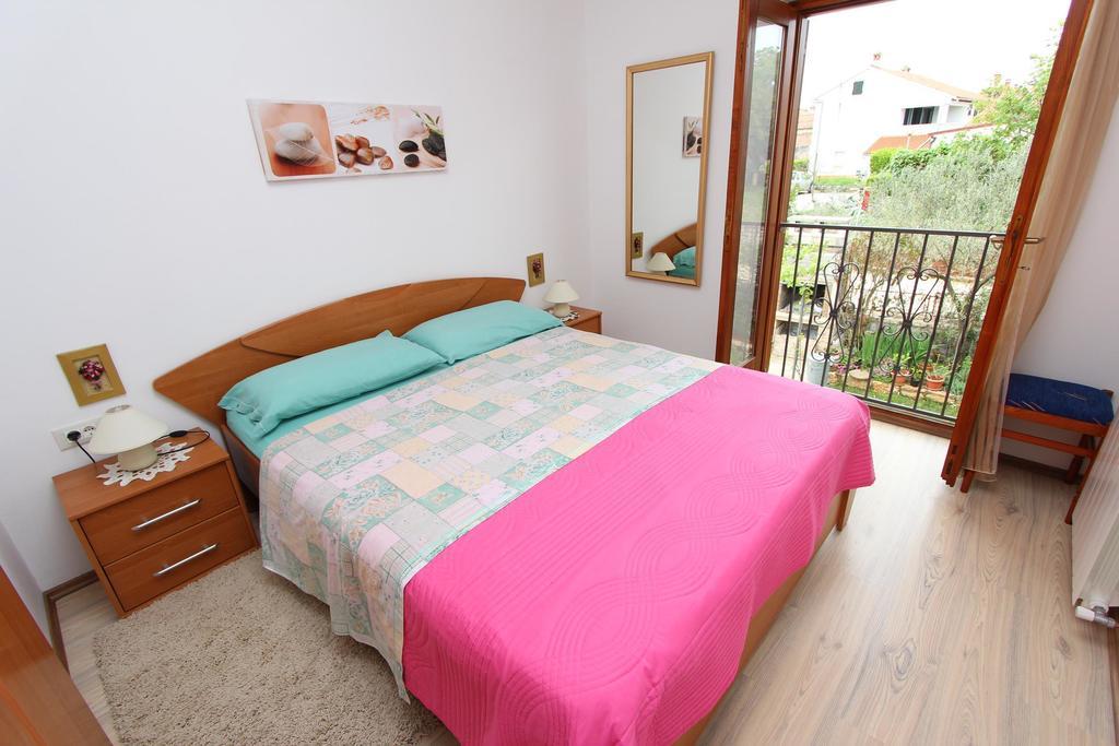 Guest House Liliana روفينج الغرفة الصورة